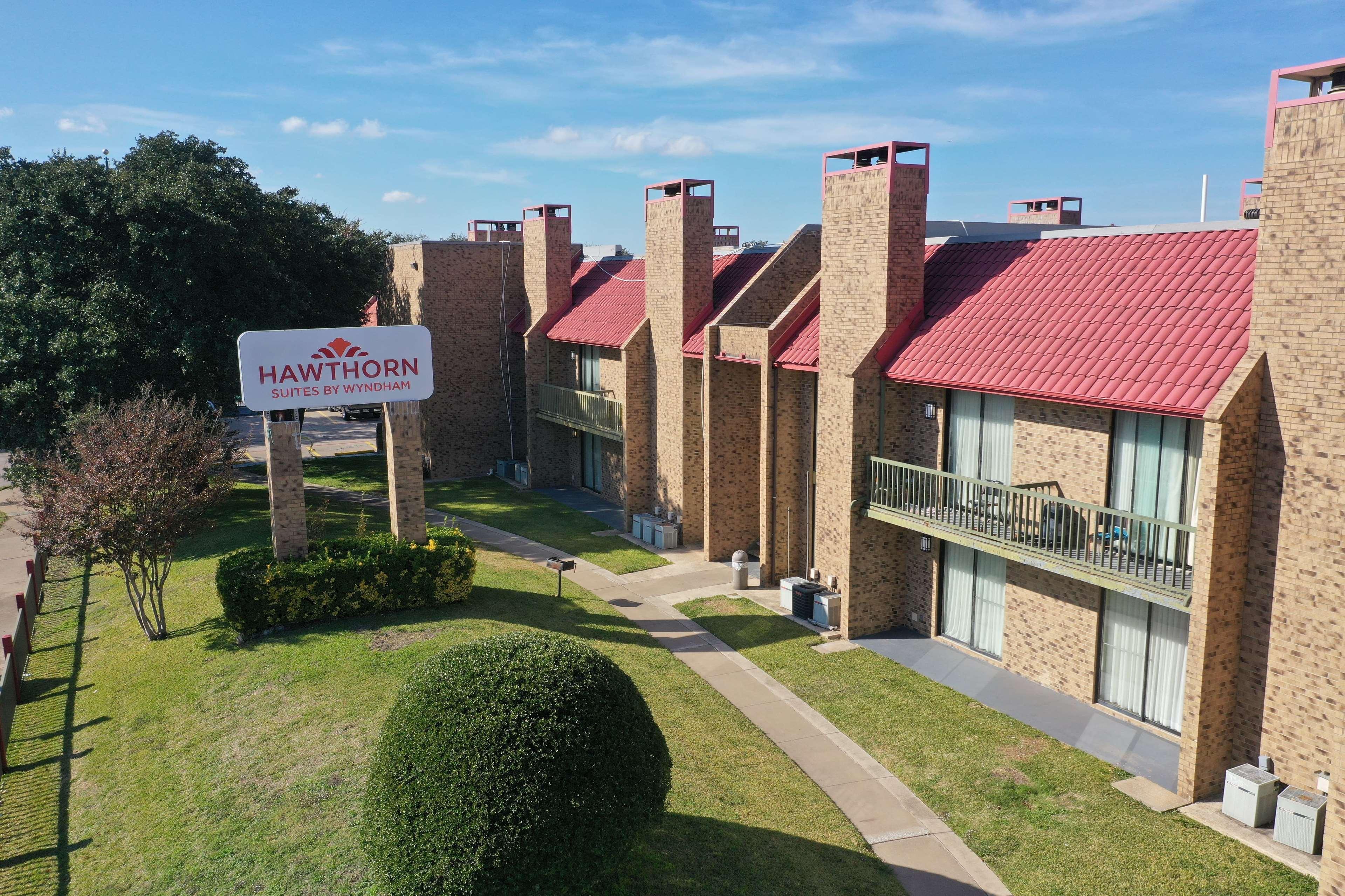 Hawthorn Extended Stay By Wyndham Richardson Exterior photo