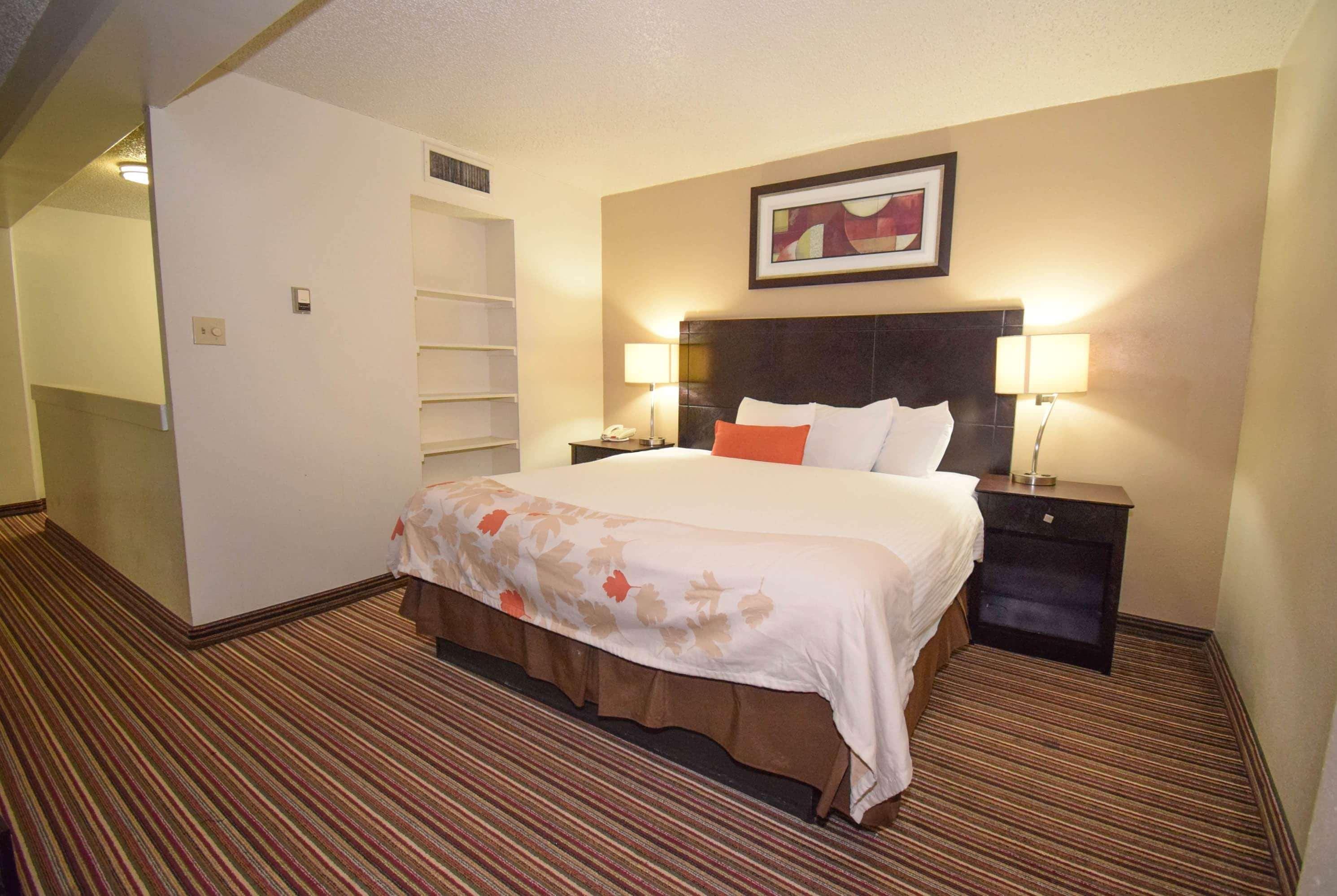 Hawthorn Extended Stay By Wyndham Richardson Exterior photo