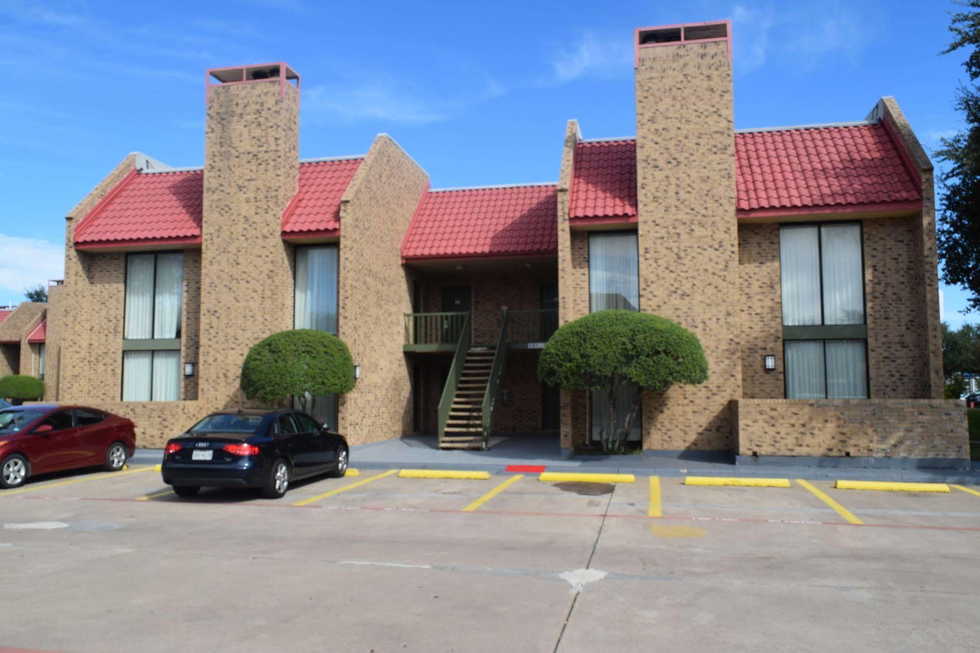 Hawthorn Extended Stay By Wyndham Richardson Exterior photo